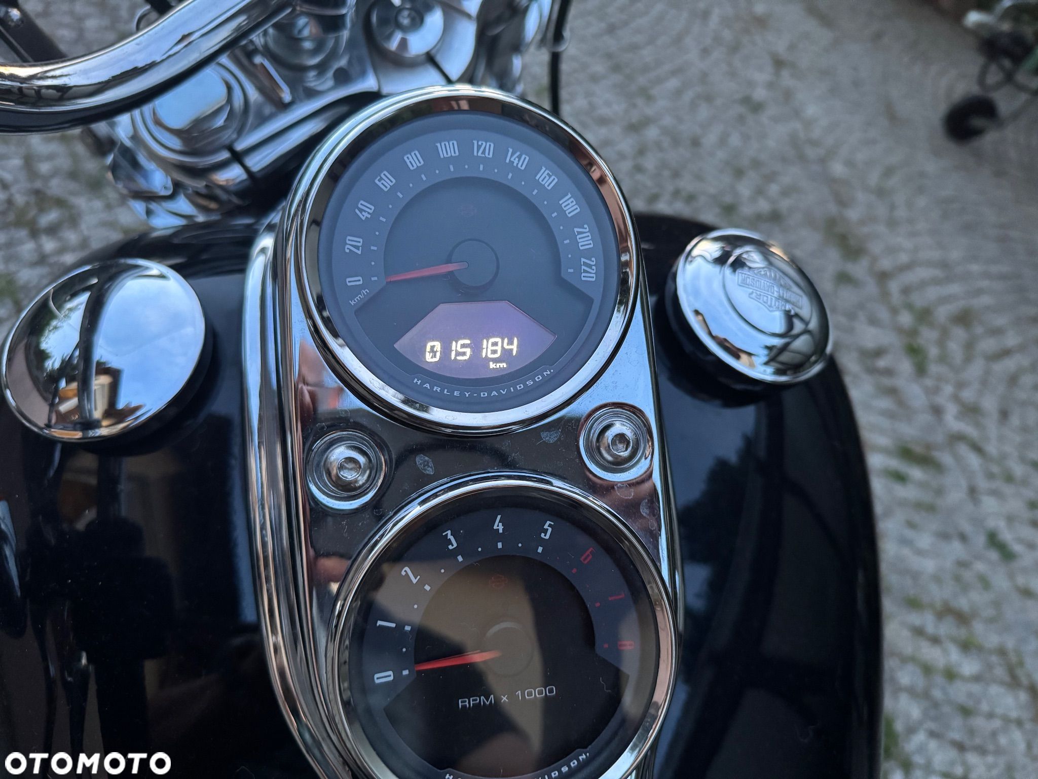 Harley-Davidson Dyna Low Rider - 1