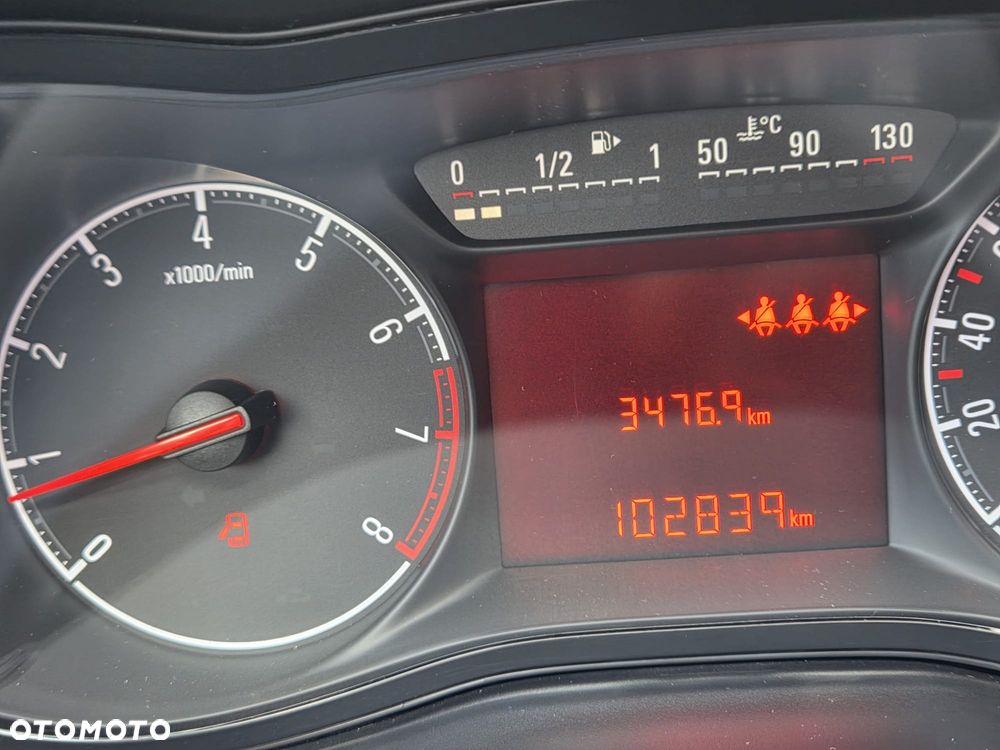 Opel Corsa 1.4 Cosmo - 6