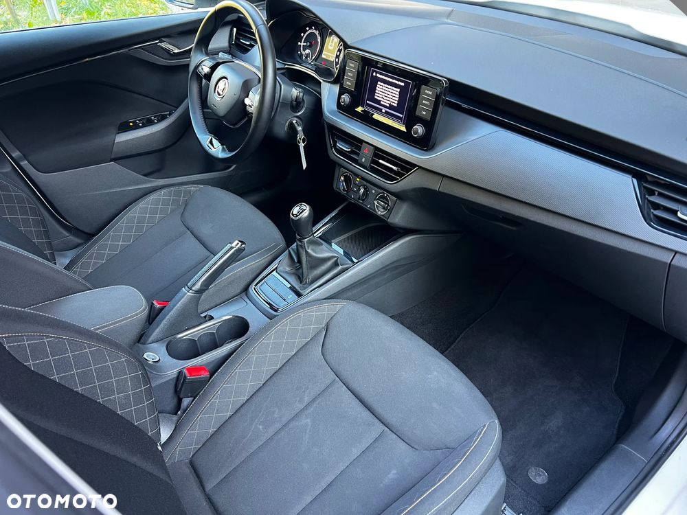 Skoda Kamiq 1.0 TSI Ambition - 32