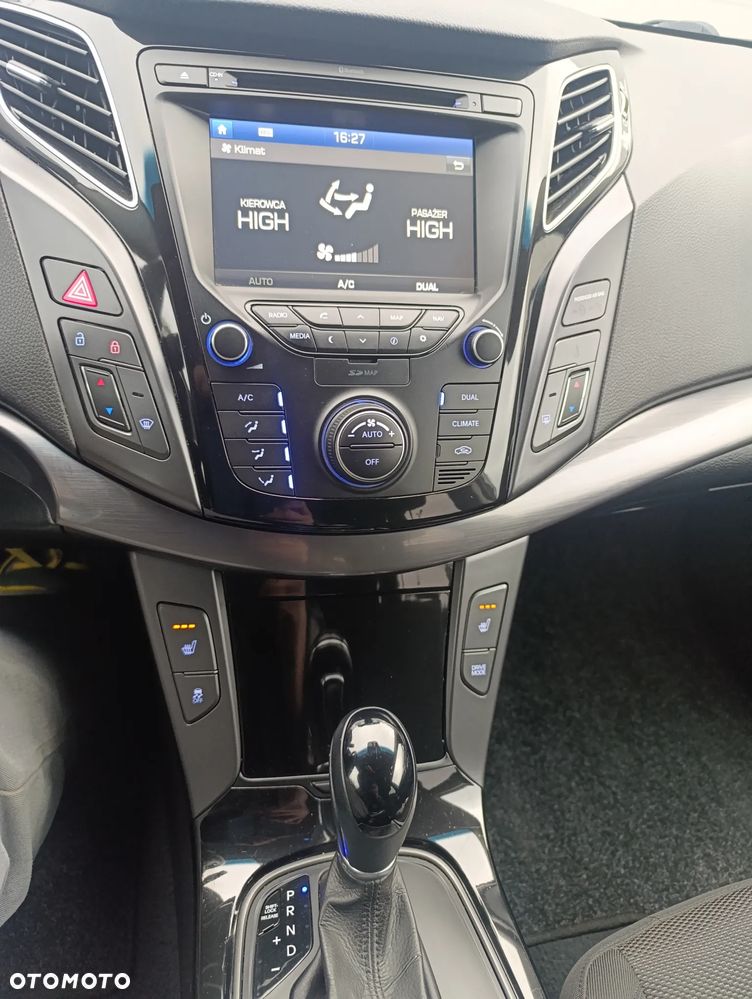 Hyundai i40 Kombi 1.7 CRDi DCT Trend - 27