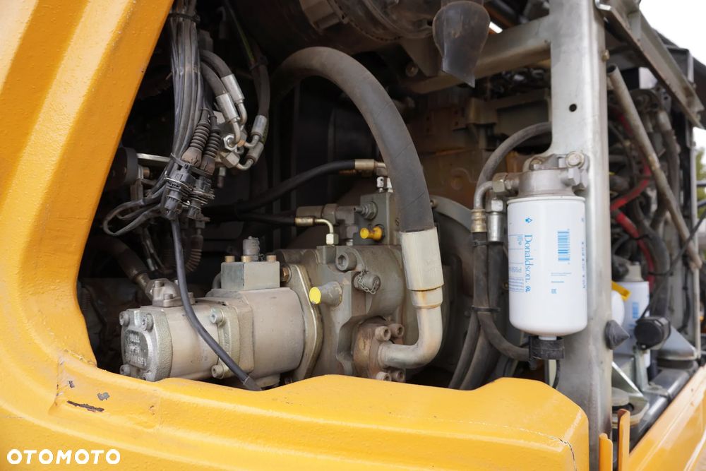 Liebherr 910 Rototilt + Szczypce - 17