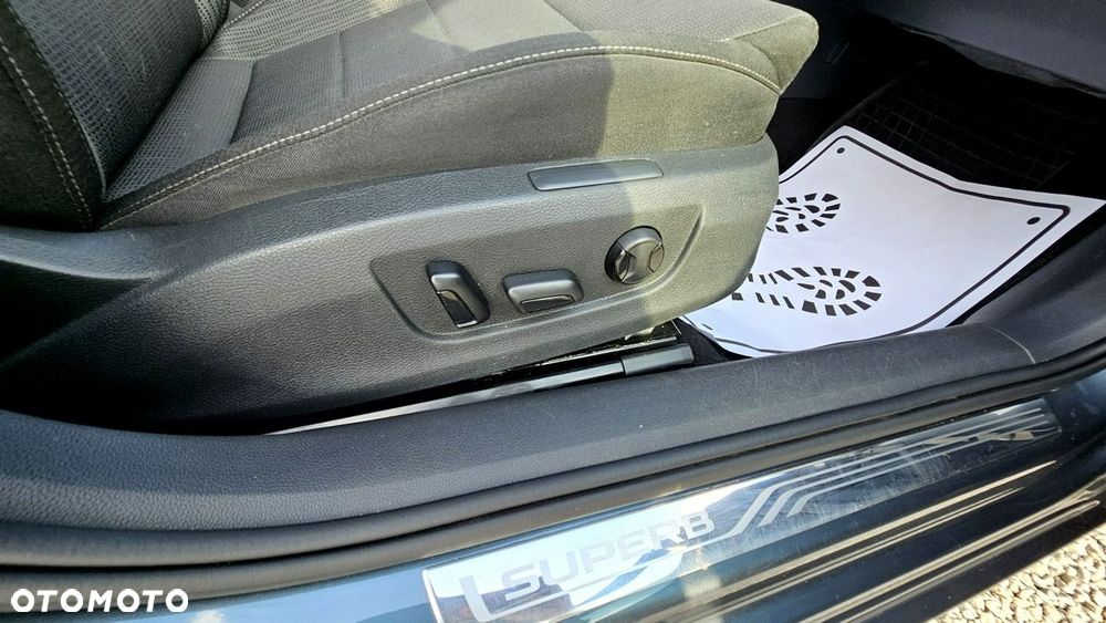 Skoda Superb - 34