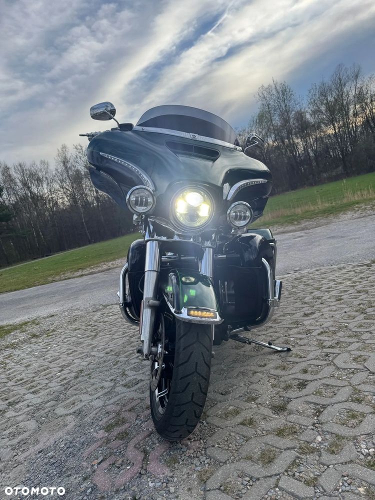 Harley-Davidson Touring Electra Glide - 24