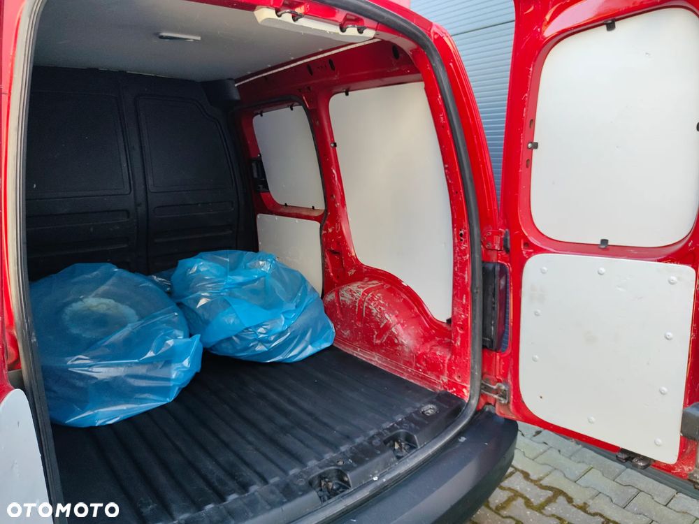 Volkswagen Caddy - 8