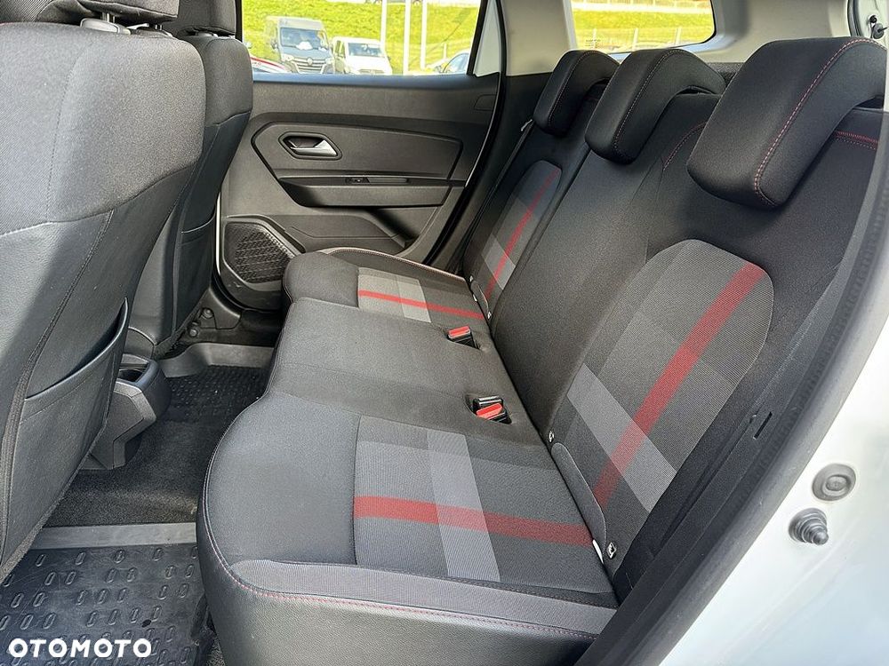 Dacia Duster 1.3 TCe FAP Techroad - 12
