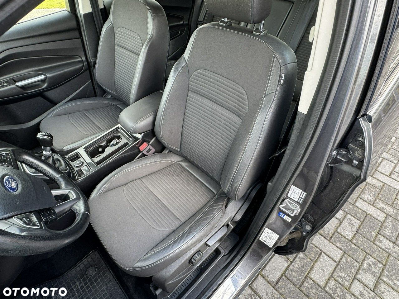 Ford Kuga - 18