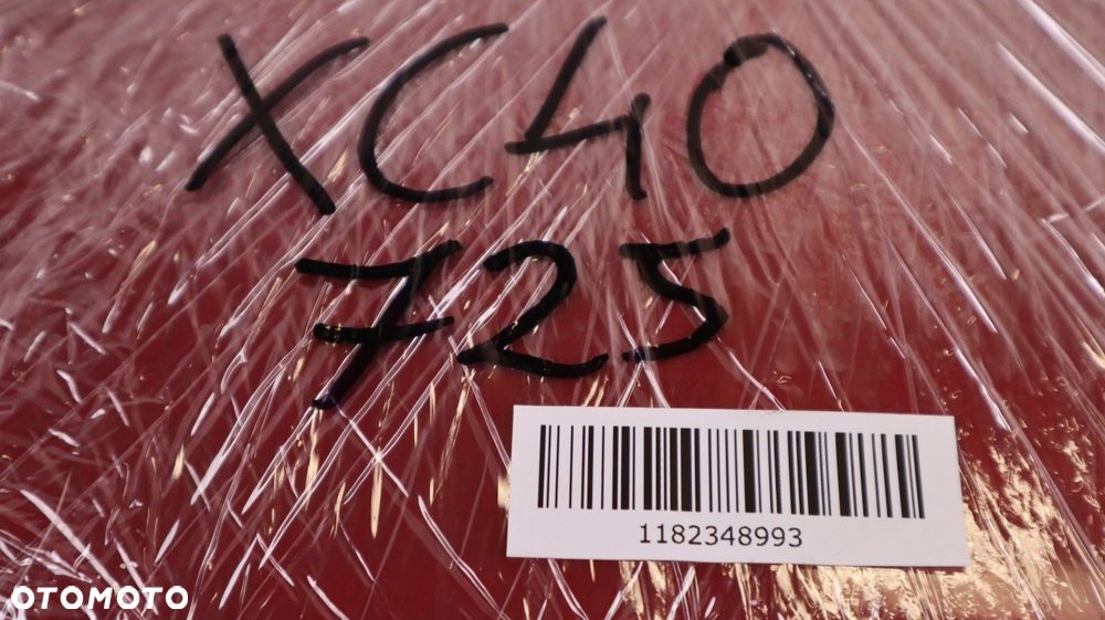 VOLVO XC40 KLAPKA WLEWU PALIWA 725 31457775, 32262810 - 9