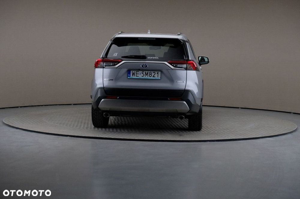 Toyota RAV4 - 5