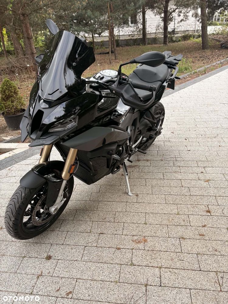 BMW S - 2
