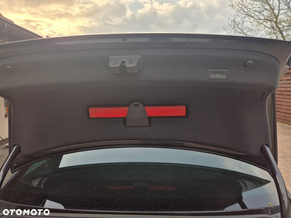 Volkswagen Passat 2.0 TDI Elegance DSG - 10