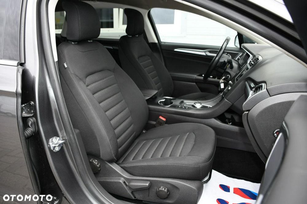 Ford Mondeo - 27