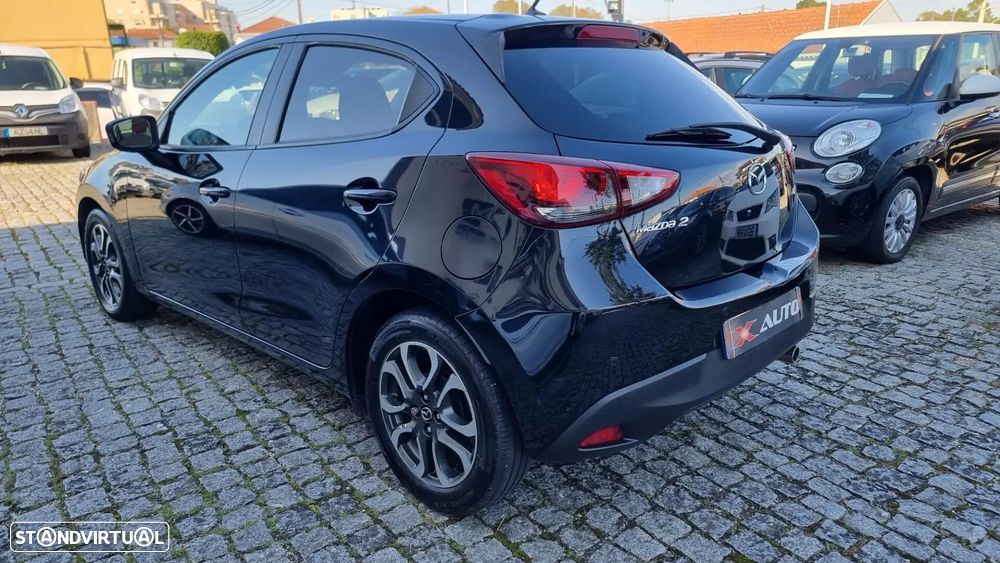 Mazda 2 - 7