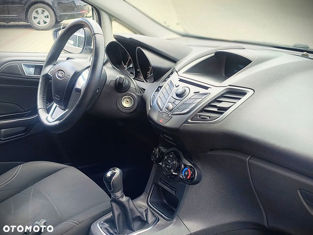 Ford Fiesta 1.25 Ambiente - 9