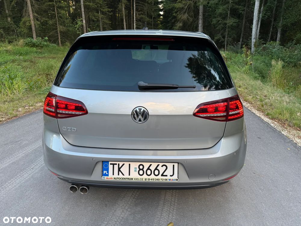 Volkswagen Golf 2.0 TDI BMT GTD - 18