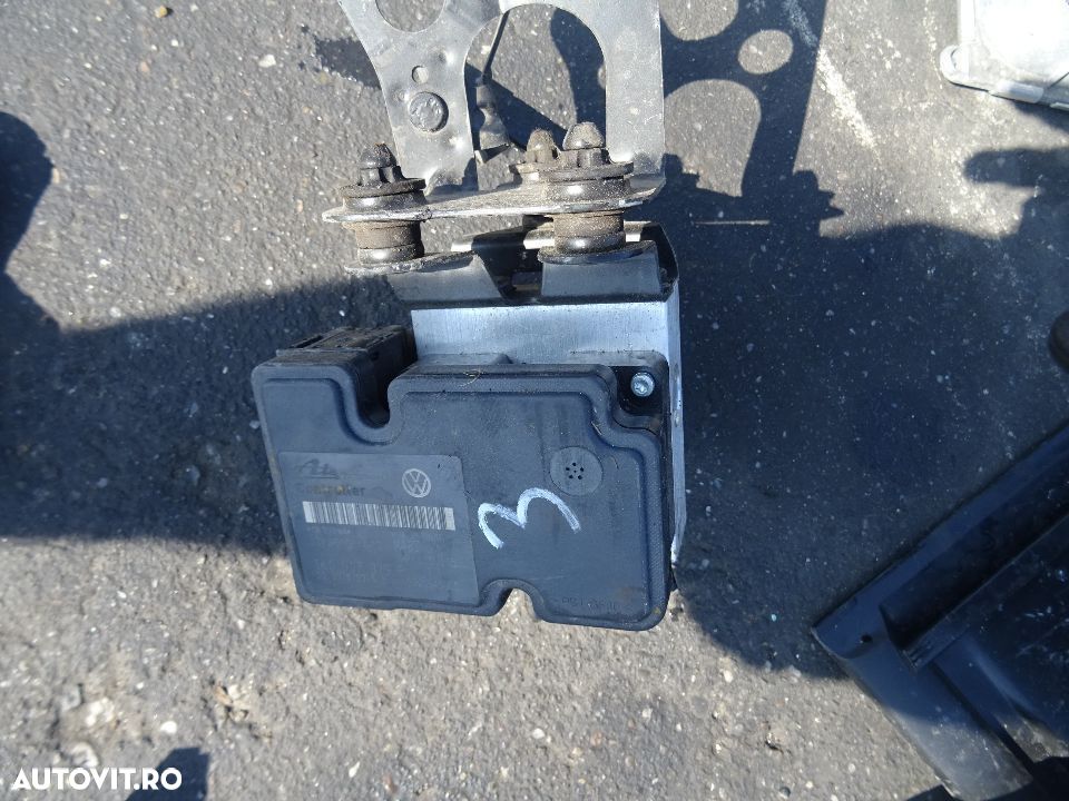 Pompa ABS Volkswagen 1.9 TDI din 2006 - 1