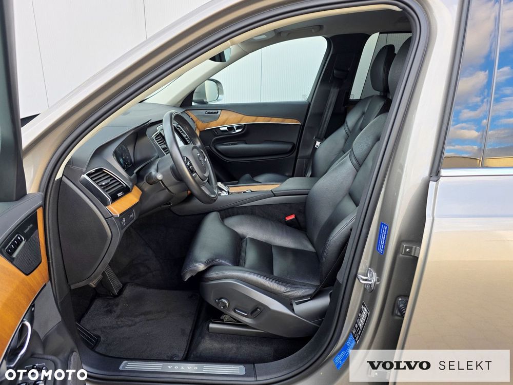 Volvo XC 90 - 11