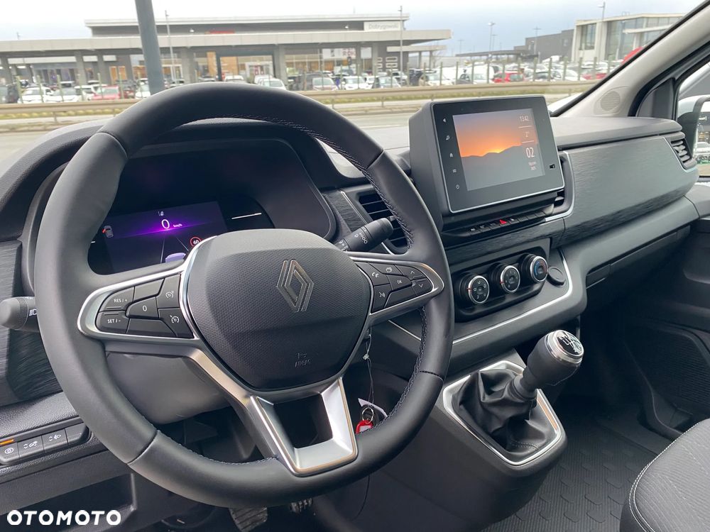 Renault Trafic - 10