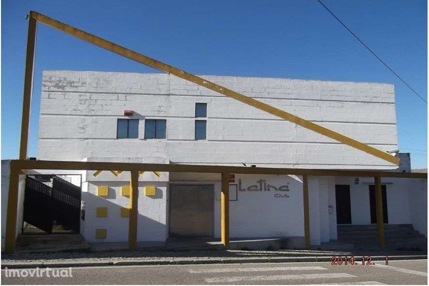 Espaço Comercial Mora - Grande imagem: 2/12