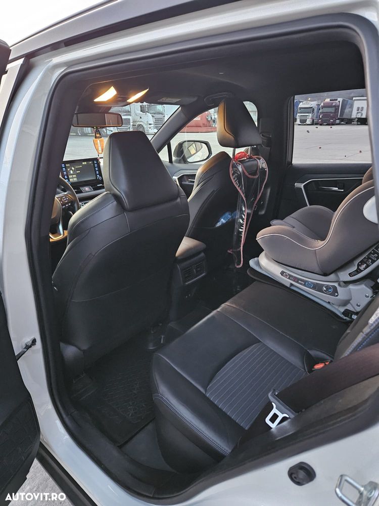 Toyota RAV4 2.5 VVT-iE 4x2 Dynamic - 8