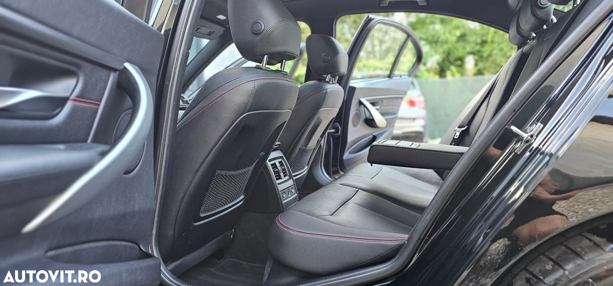 BMW Seria 3 320d Aut. Blue Performance Sport Line - 14