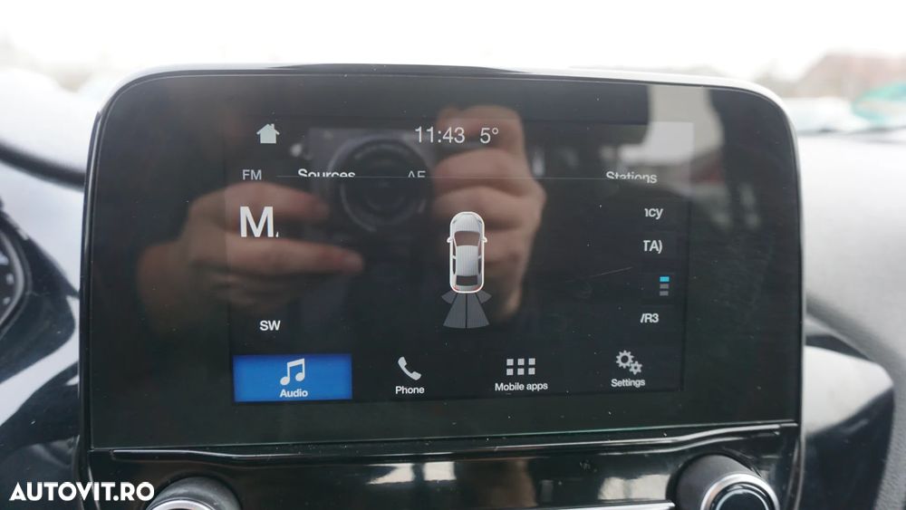 Ford Fiesta 1.1 S&S TITANIUM - 37