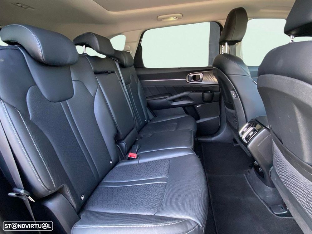 Kia Sorento - 23