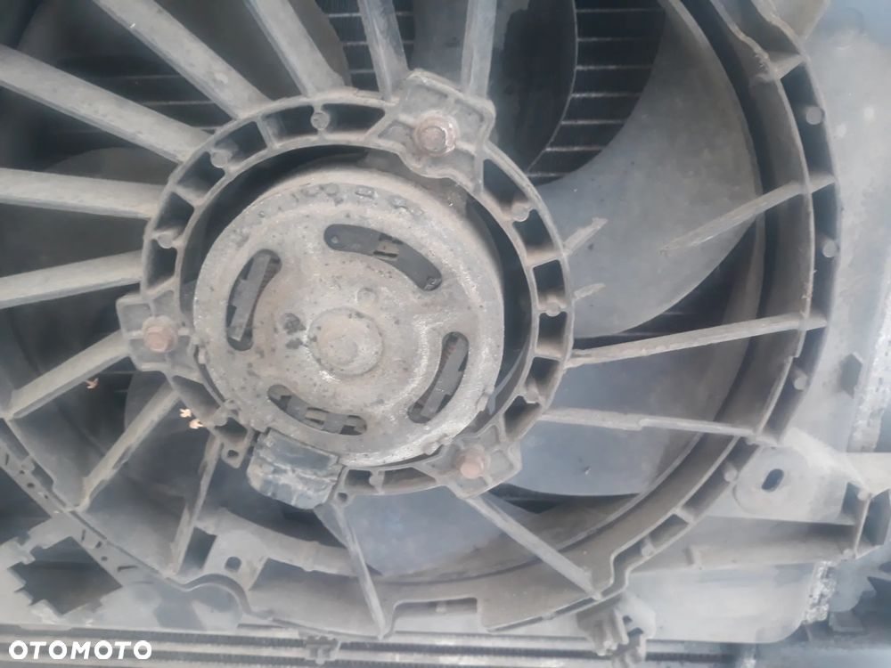 CHŁODNICA RENAULT MASTER III 2,3 DCI (KOMPLET)  2015r   214815872R  214005447R  214C10001R - 2