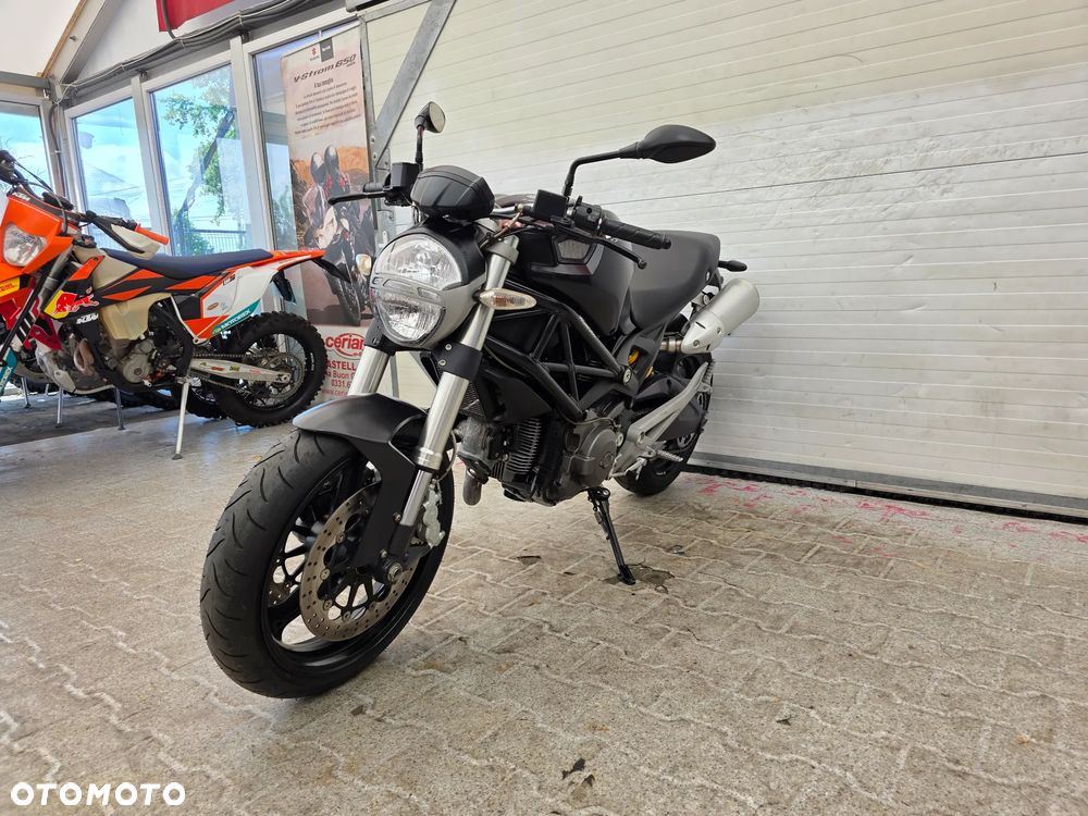 Ducati Monster - 7