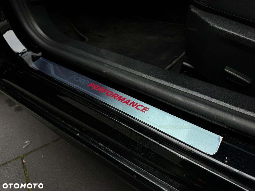 Ford Focus 2.3 EcoBoost ST - 30