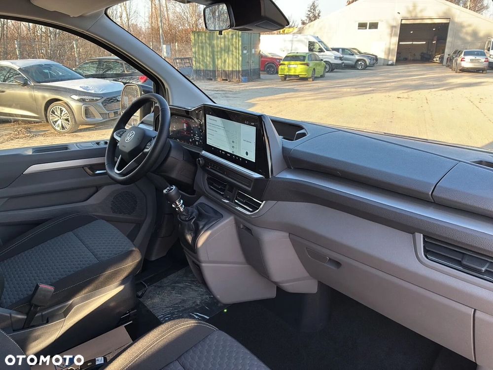 Volkswagen Caravelle - 15