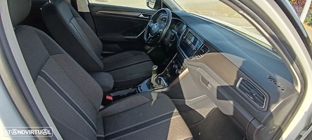 VW T-Roc 1.0 TSI OPF - 6