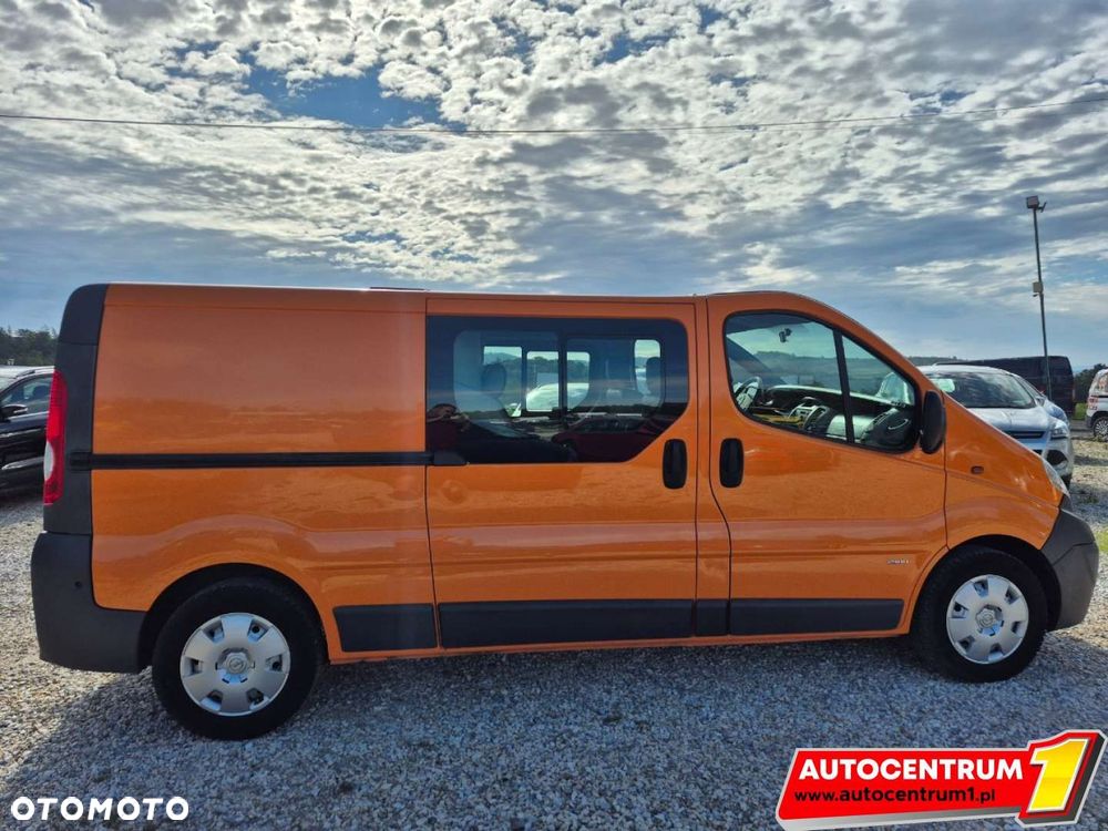 Opel Vivaro - 11