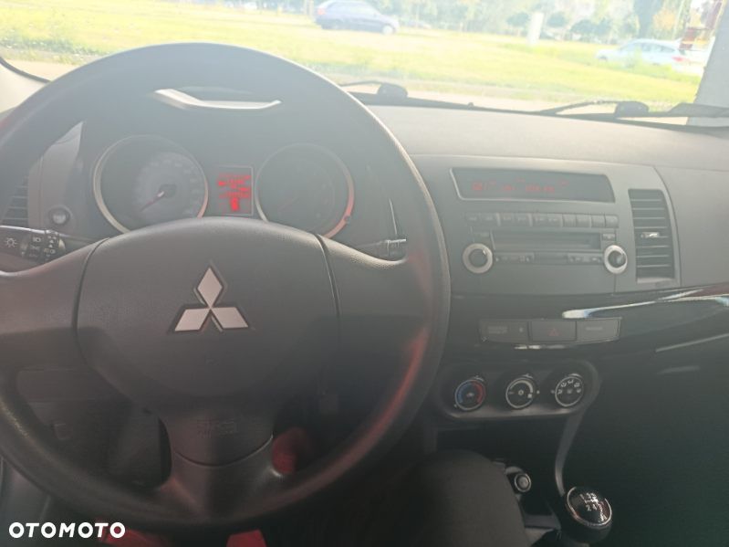 Mitsubishi Lancer 1.8 Inform - 6