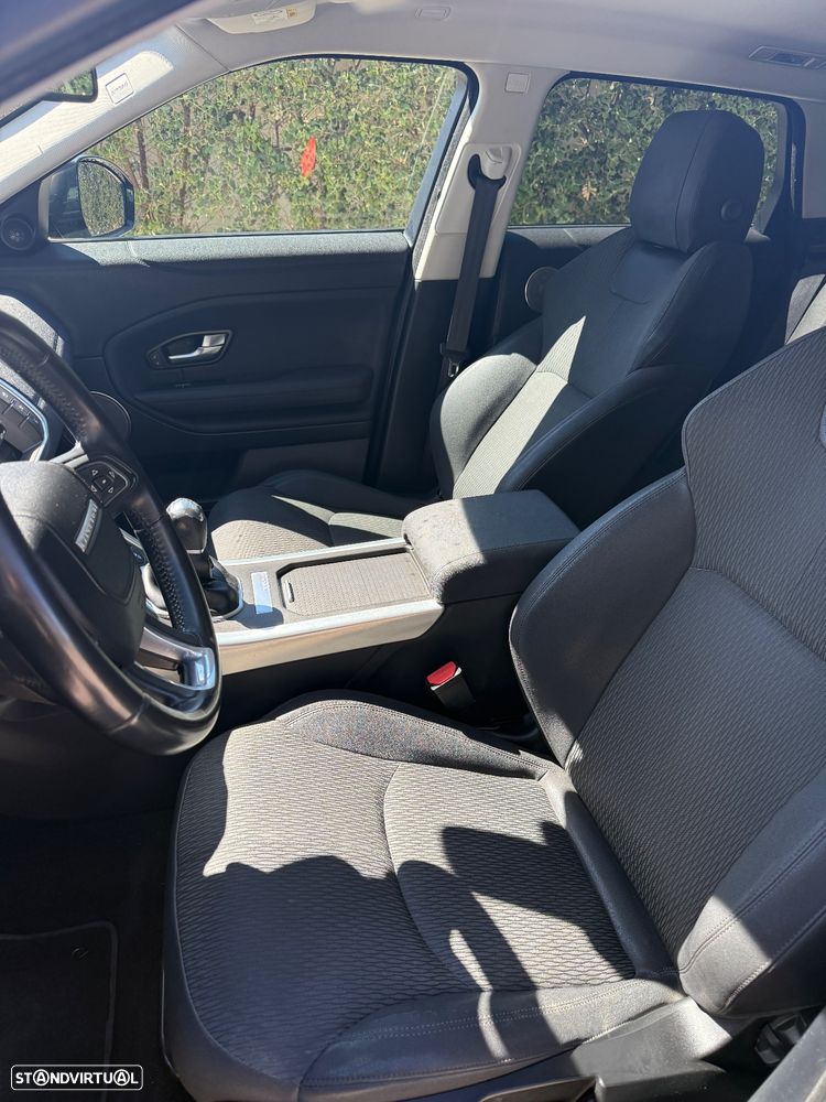 Land Rover Range Rover Evoque - 12