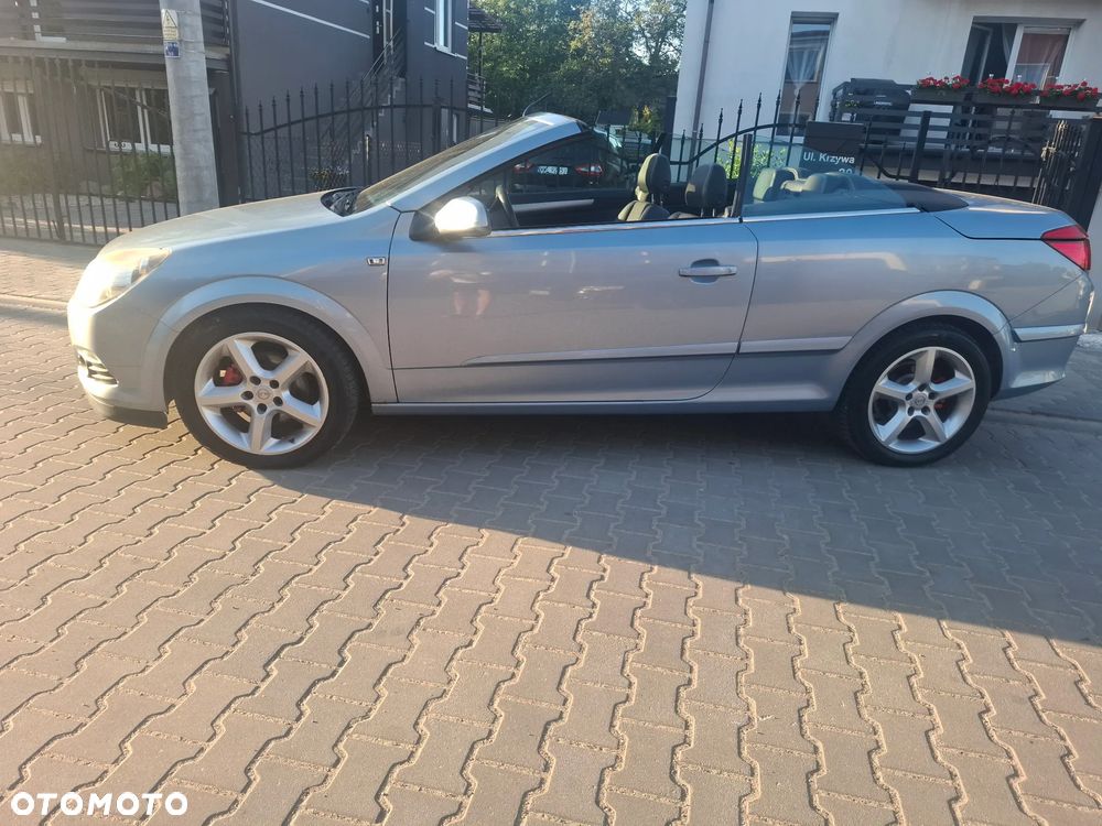 Opel Astra 1.6 Endless Summer - 8