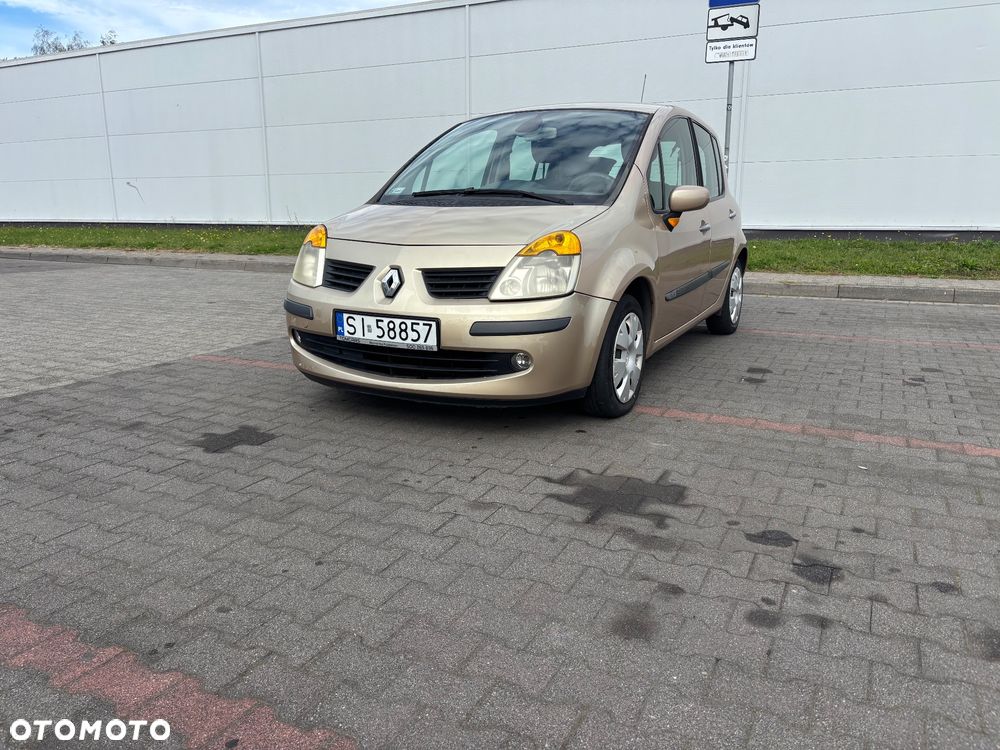 Renault Modus - 1