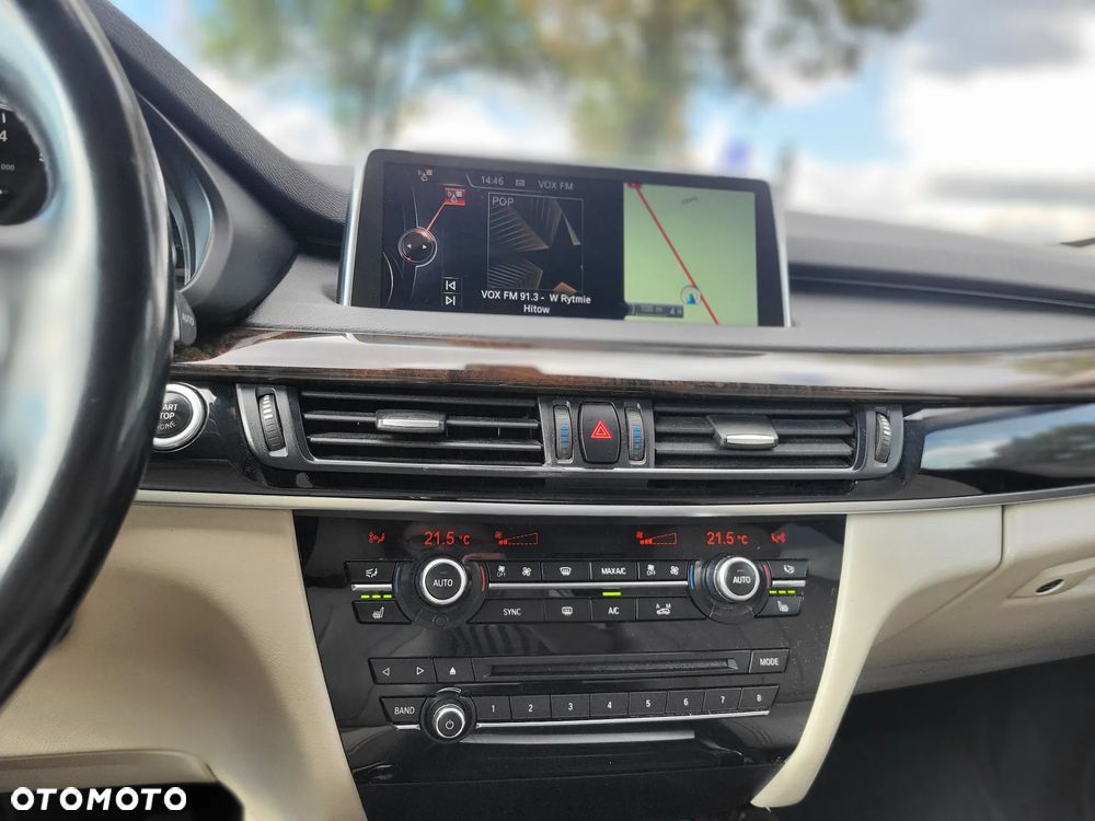 BMW X5 3.5i xDrive - 17