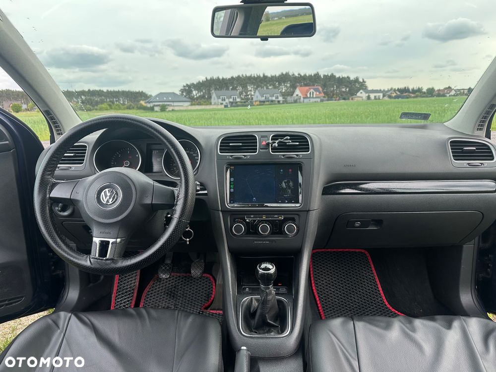 Volkswagen Golf - 2
