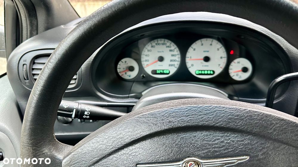 Chrysler Grand Voyager 3.3 Automatik Comfort - 27