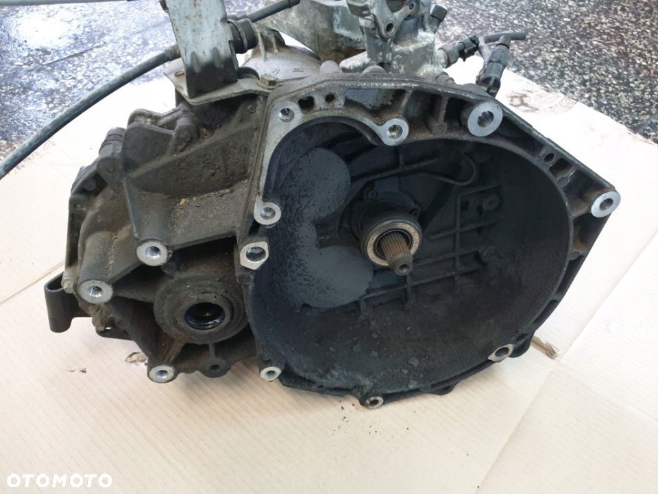 SKRZYNIA BIEGÓW OPEL VECTRA C 1,9CDTI F40 - 1