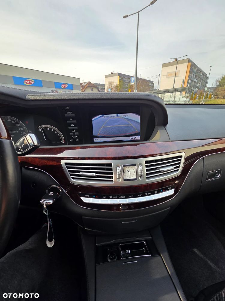 Mercedes-Benz Klasa S - 21