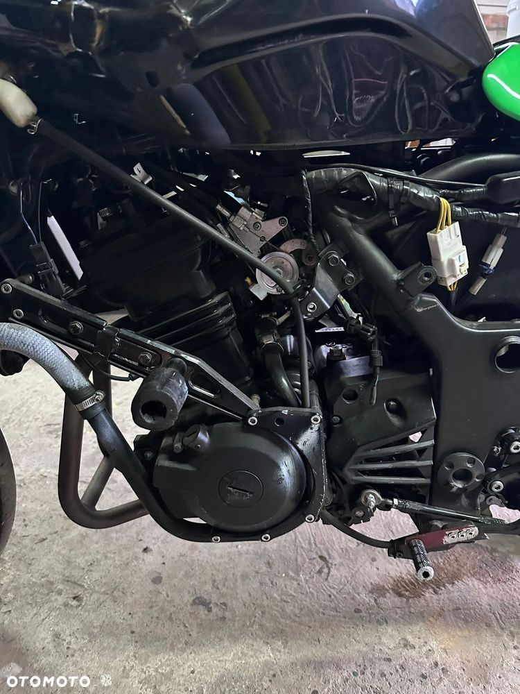 Kawasaki Ninja 250R - 5