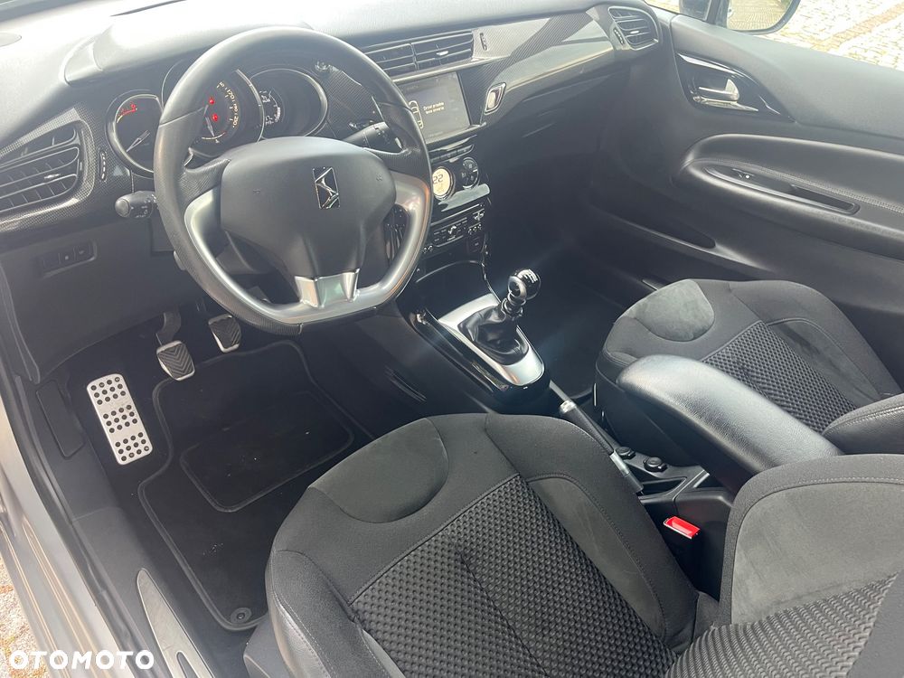 Citroën DS3 1.6 e-HDi SportChic - 9