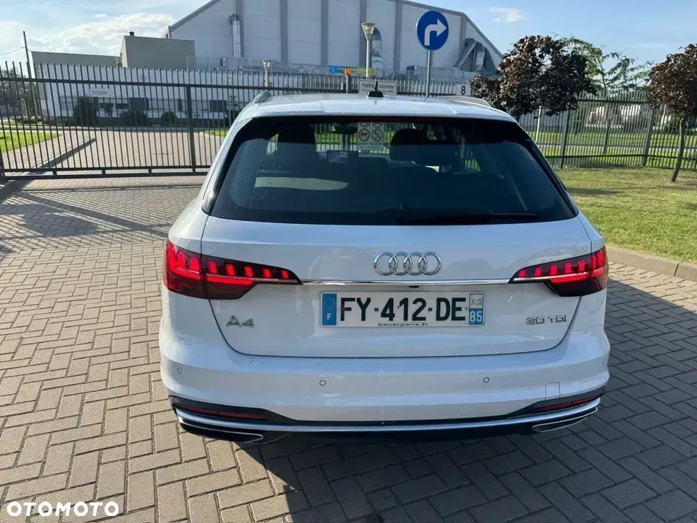 Audi A4 Avant - 32