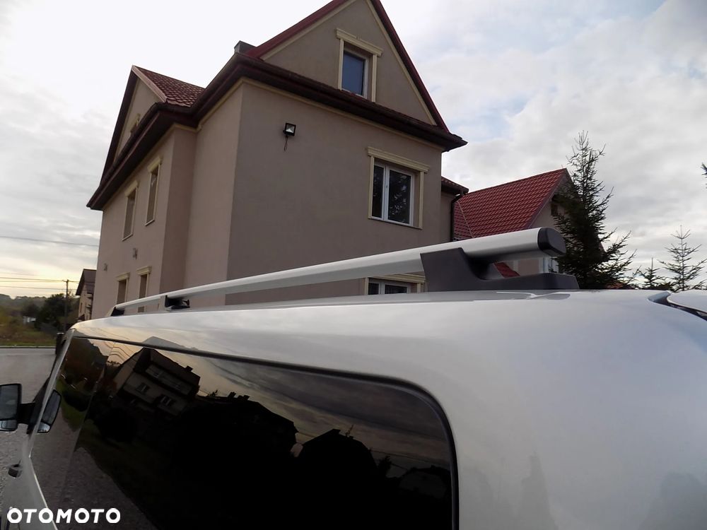 Ford Transit Custom Kombi-Van 320 L2H1 Trend - 18