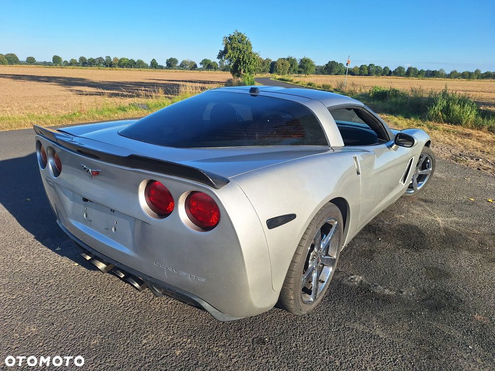 Chevrolet Corvette 6.0 V8 - 8