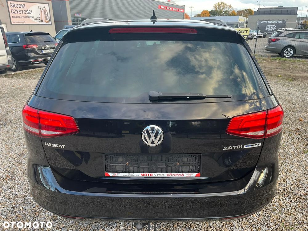Volkswagen Passat - 7