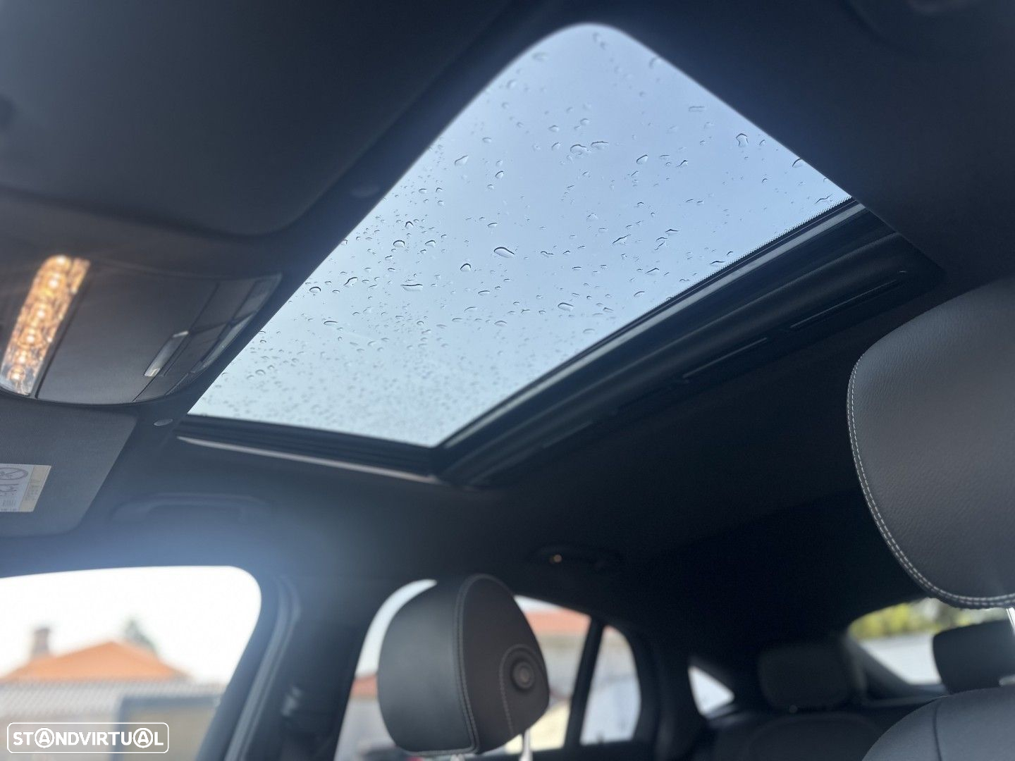 Mercedes-Benz GLC 300 e 4Matic 9G-TRONIC AMG Line - 22