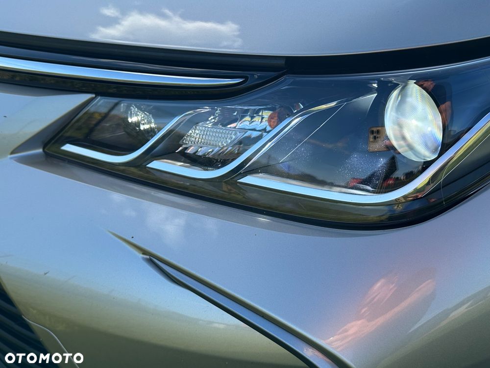 Toyota Corolla 1.8 Hybrid Selection - 9