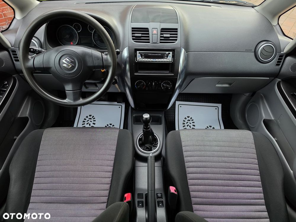 Suzuki SX4 - 24